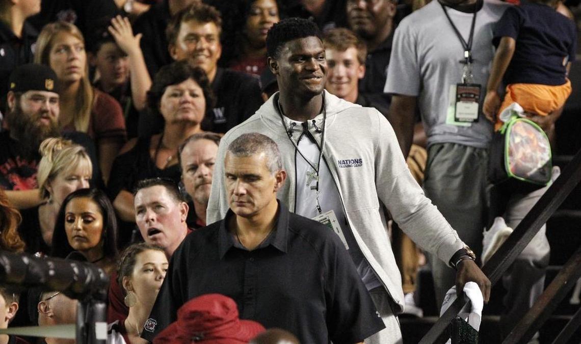 Zion Williamson attended the South Carolina-Kentucky football game last weekend. He spent some time with Gamecocks basketball coach Frank Martin on that trip.