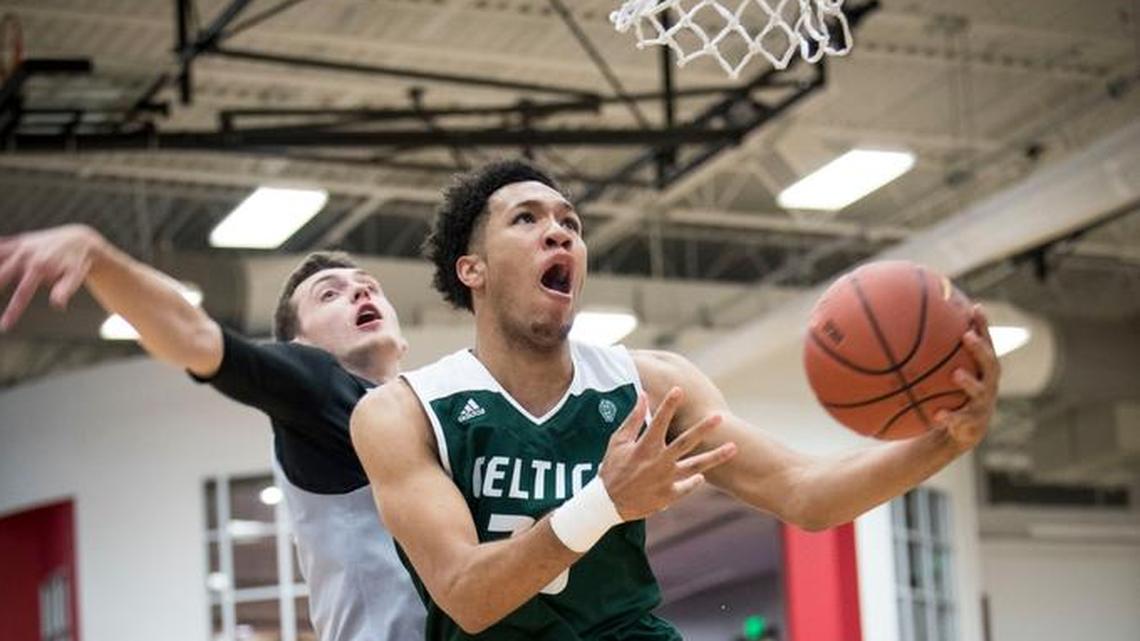 E.J. Montgomery was one of the top players on the Adidas circuit last summer.