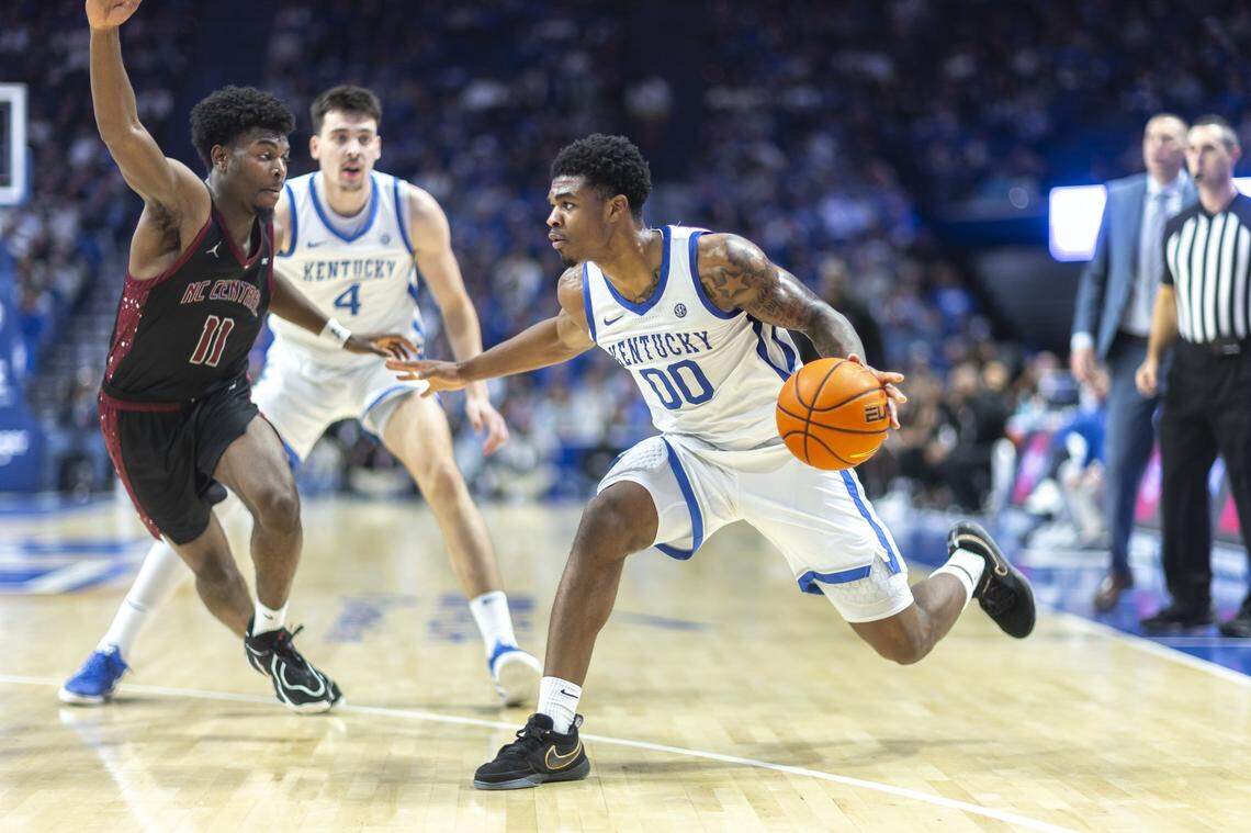 Kentucky guard Otega Oweh drives the ball as North Carolina Central guard Gage Lattimore defends during UK’s 103-67 victory Tuesday night in Rupp Arena.