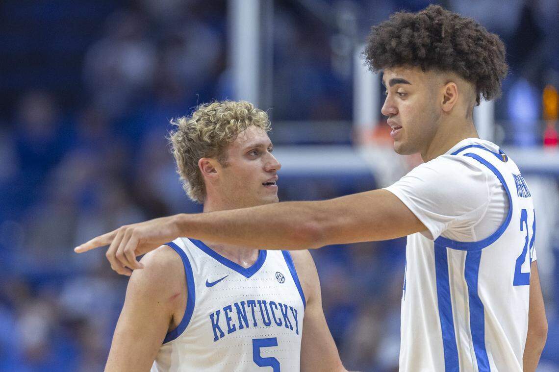 Kentucky guard Collin Chandler, left, and center Malachi Moreno will be key players in Mark Pope’s offseason.
