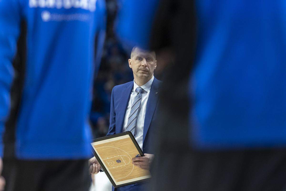 Kentucky head coach Mark Pope has a 46-26 record through two seasons with the Wildcats.