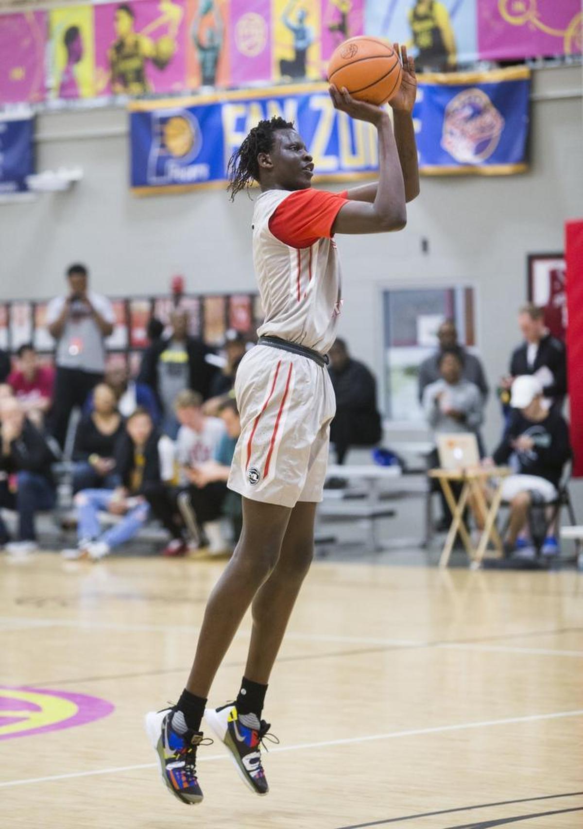 Bol Bol visited Kentucky over the weekend.