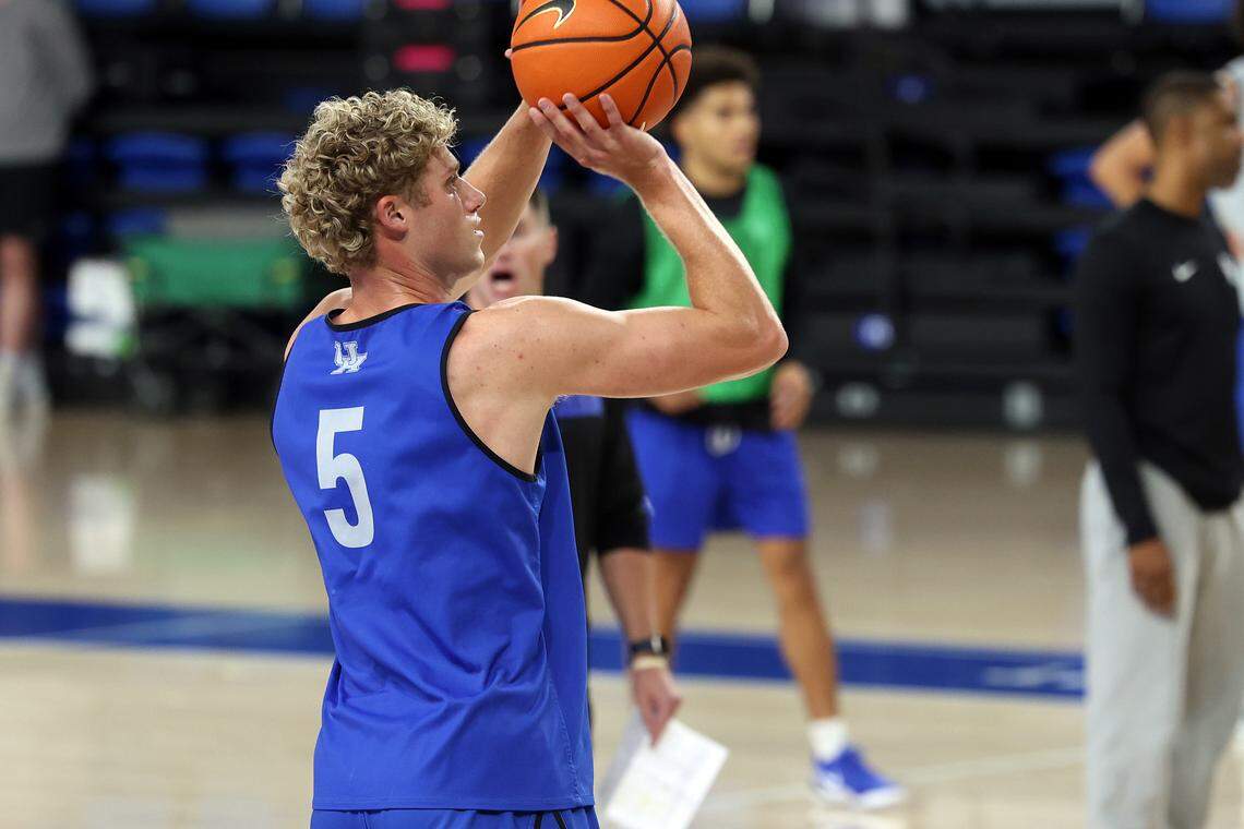 Collin Chandler showed signficant improvement down the stretch of his freshman season. As a sophomore, he’s had a full offseason and preseason to prepare.