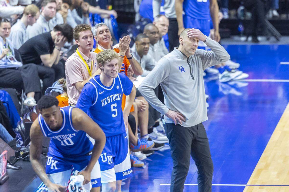 Mark Pope reacts to a call from the Kentucky sideline during the Wildcats’ 92-83 loss at Florida on Saturday afternoon.