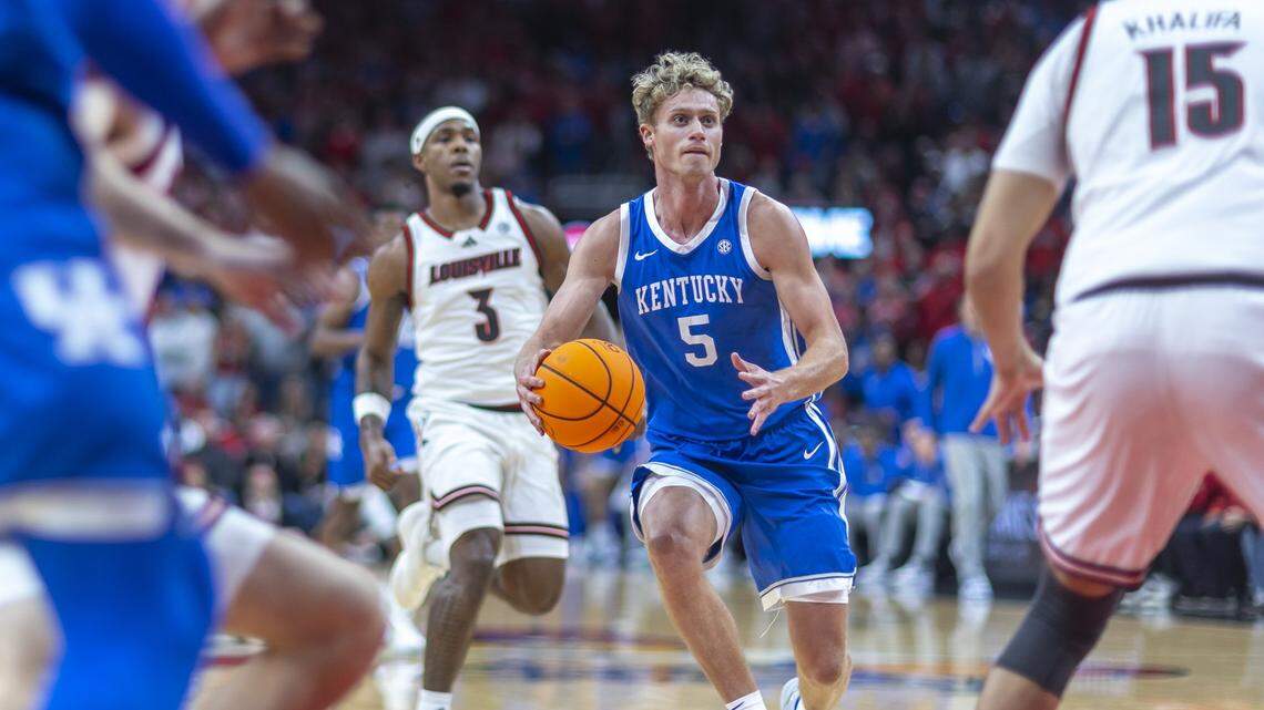 Kentucky drops in the new Top 25 rankings after rivalry loss to Louisville