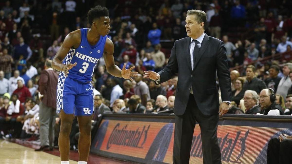 Kentucky guard Hamidou Diallo (3) argued with head coach John Calipari during their game against South Carolina on Tuesday night. South Carolina beat Kentucky 76-68.