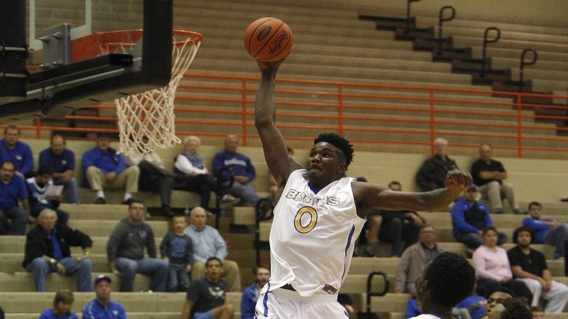 DeAndre Ayton is ranked as the No. 1 overall basketball recruit in the class of 2017, according to Rivals.com, Scout.com and ESPN.