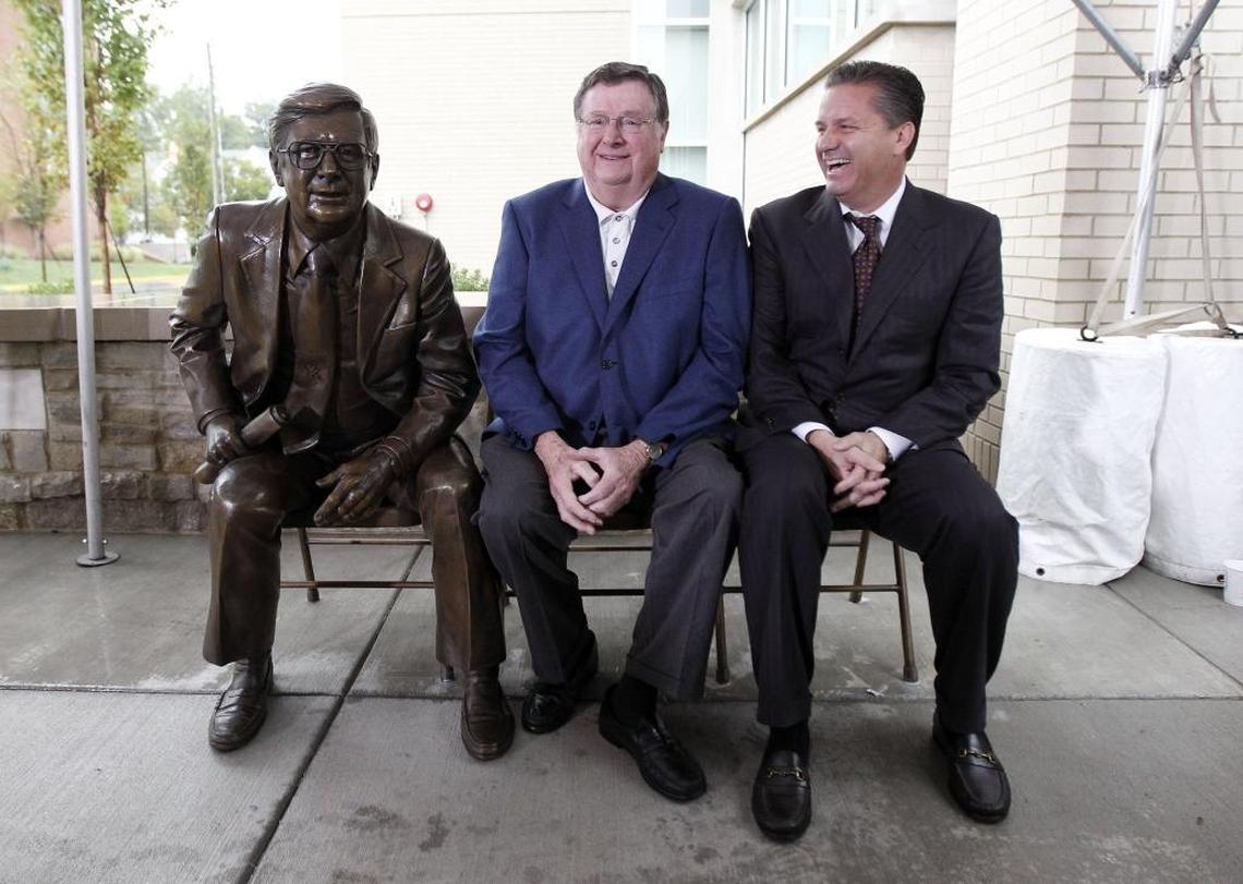 Former UK coach Joe B. Hall visited with John Calipari during the unveiling of Hall’s sculpture at the Wildcat Coal Lodge in 2012.