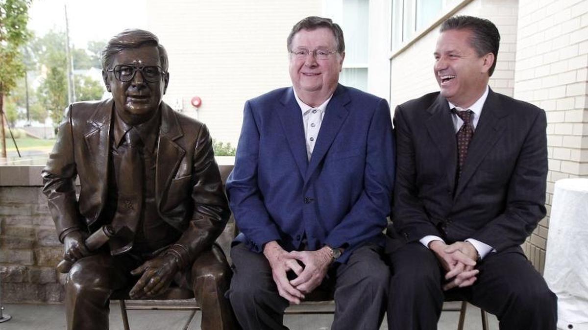 Former UK coach Joe B Hall visited with John Calipari during the unveiling of Hall’s sculpture at the Wildcat Coal Lodge in 2012.