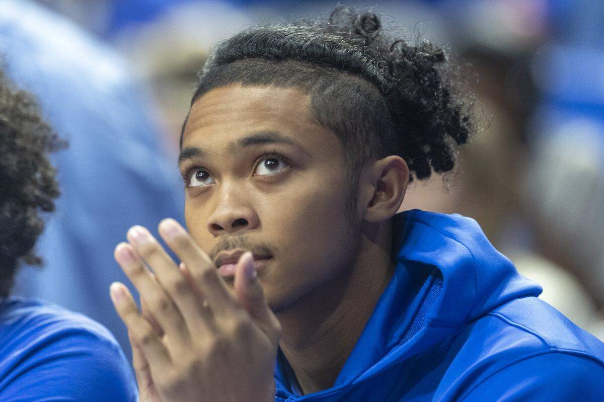 Kentucky guard Jaland Lowe watches his team play during a game against the Eastern Illinois Panthers at Rupp Arena on Friday. Lowe is sidelined with a right shoulder injury.