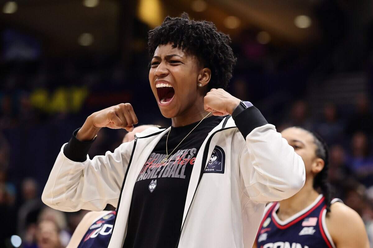 TAMPA, FLORIDA - APRIL 04: Ayanna Patterson #34 of the UConn Huskies reacts in the fourth quarter against the UCLA Bruins in the Final Four game of the NCAA Women's Basketball Tournament at Amalie Arena on April 04, 2025 in Tampa, Florida. (Photo by Carmen Mandato/Getty Images)