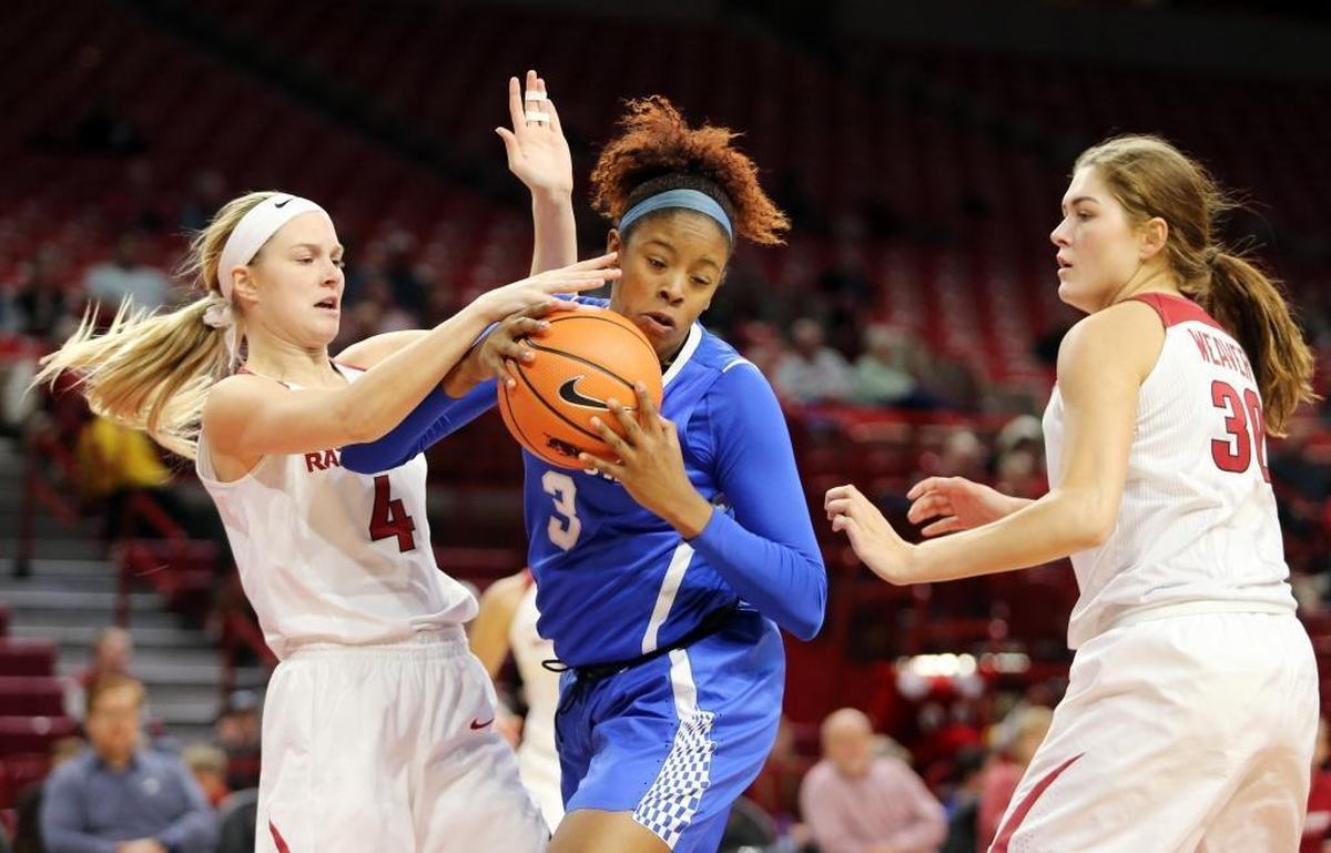 Kentucky’s KeKe McKinney, center, is a sophomore from Knoxville, Tenn., who supplies toughness to the Wildcats.