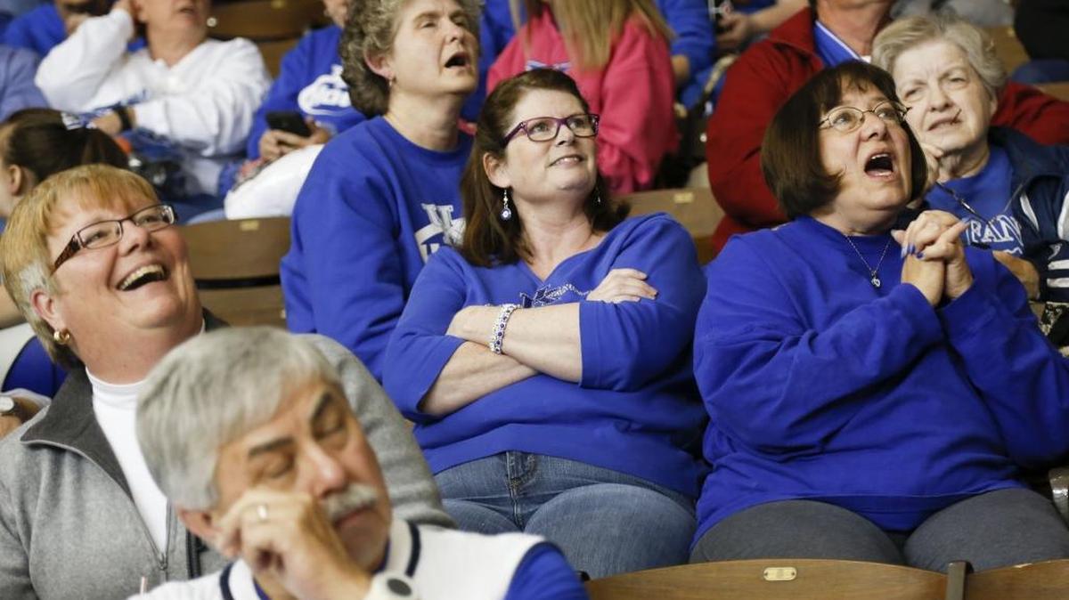 After the Kentucky women won their first-round NCAA Tournament game Saturday, fans stuck around Memorial Coliseum to watch the men’s game against Indiana on the big screen.