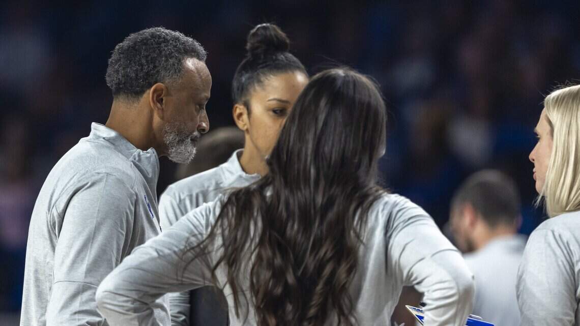 ‘Go enjoy your family.’ Kenny Brooks imparts hard-earned lesson to his assistants