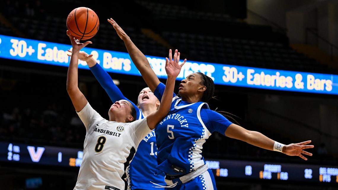 ‘Focused on ourselves.’ Kentucky holds position in top 25 despite Vandy loss