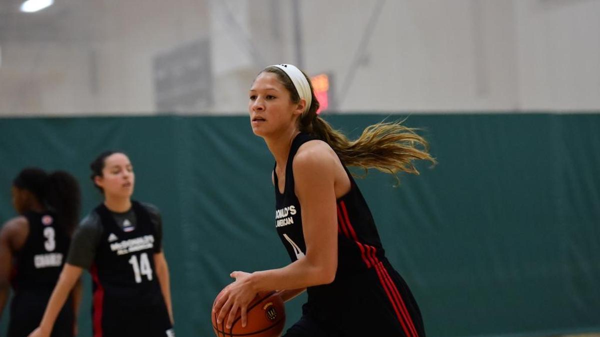 Indianapolis guard Lindsey Corsaro will be a freshman at Kentucky next season. First, she’ll play in Wednesday night’s McDonald’s All-American Game in Chicago.