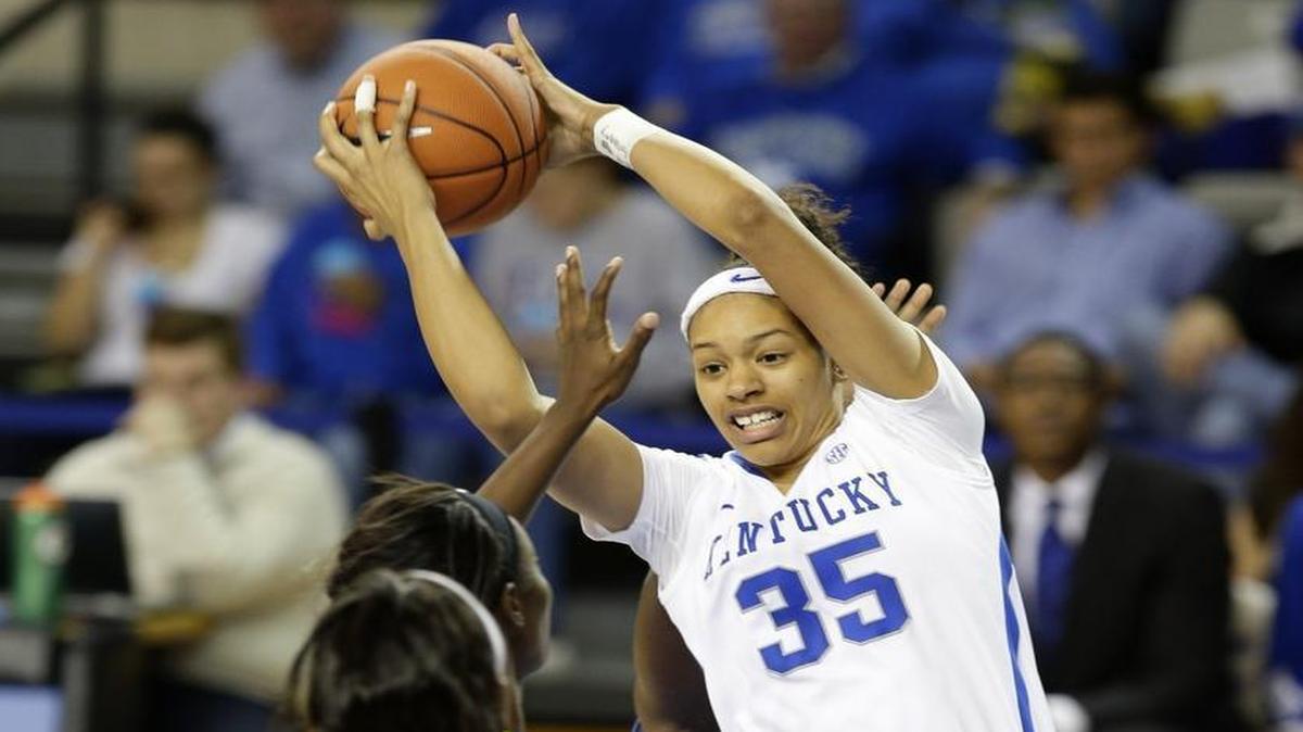 Kentucky’s Alexis Jennings (35) grabbed an offensive rebound during the second half in Memorial Coliseum on Nov. 18, 2015 in Lexington.