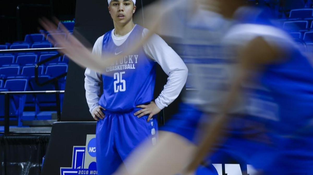 Wildcats guard Makayla Epps (25) watched drills as Kentucky held practice for their NCAA game March 24, 2016 in Lexington, Ky. In most mock WNBA drafts, Epps is projected as a top-10 pick.