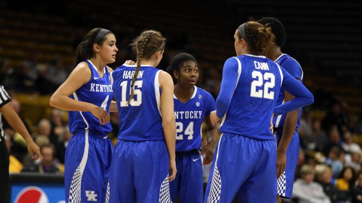 Taylor Murray (24) is in charge on the court as Kentucky’s point guard, even though her personality is more meek off the court. “One thing I like best about Taylor is she’ll tell you straight up how it is,” teammate Maci Morris (4) said. “She has no filter sometimes, and I like that.”
