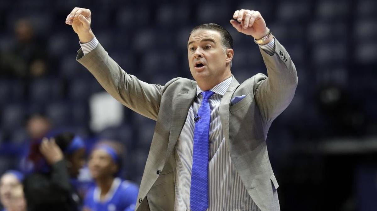 Kentucky head coach Matthew Mitchell is trying to lead his Wildcats to the NCAA Tournament for a ninth consecutive season.