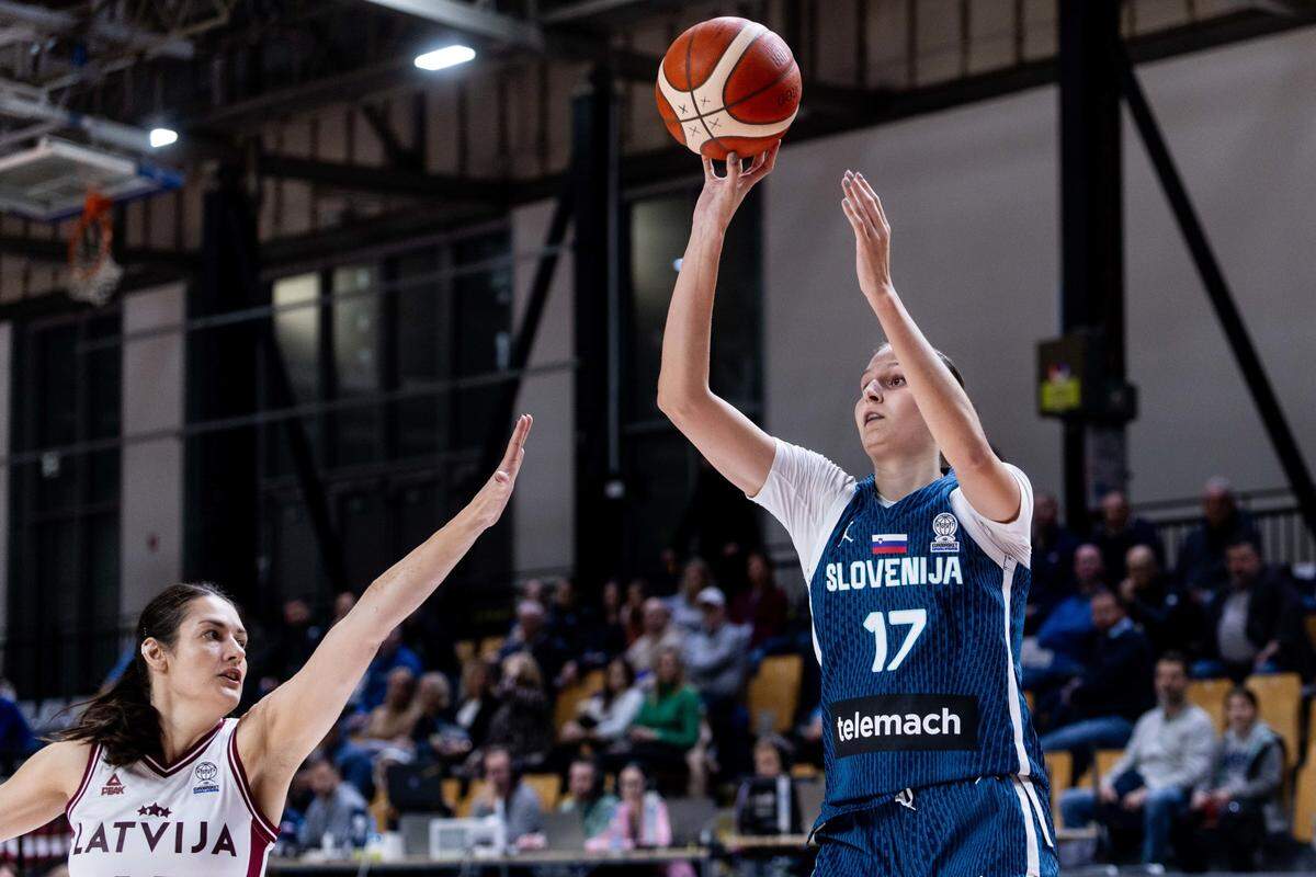Ajša Sivka never signed a contract with the Chicago Sky after the franchise selected her in the 2025 WNBA draft, so she is free to play college basketball at Kentucky during the 2026-27 season.