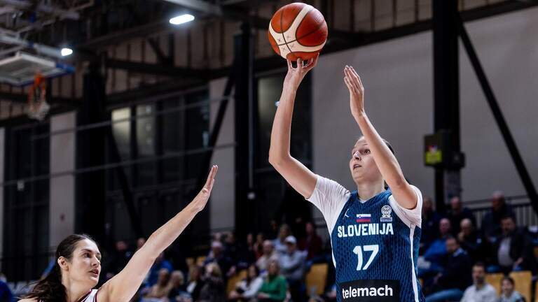‘Nothing about this is surprising to us.’ Chicago Sky GM on Sivka signing with UK