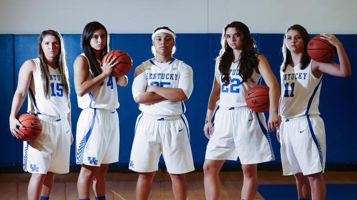 Jessica Hardin, Maci Morris, Makayla Epps, Makenzie Cann and Rachel Potter posed for a photo during the UK women’s basketball team’s photo day on Aug. 22, 2016, in Lexington.
