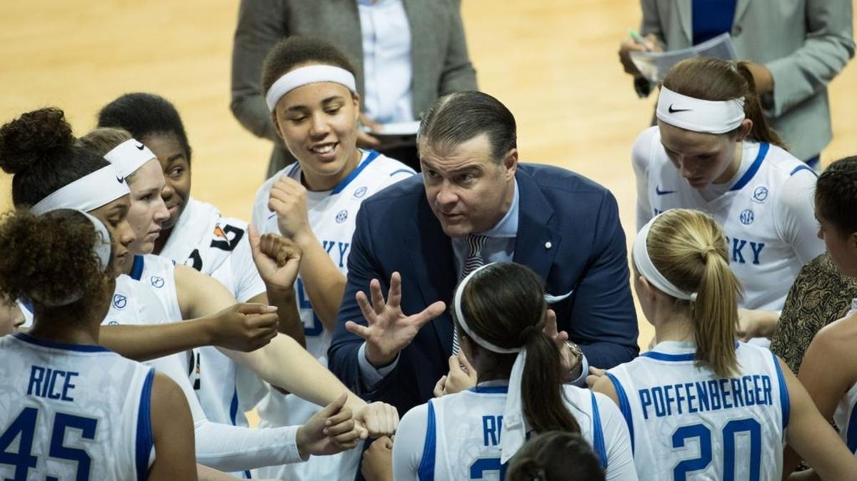 Coach Matthew Mitchell’s Kentucky team is 3-1 after a loss at Colorado on Saturday.