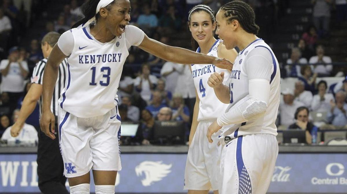 Evelyn Akhator (13) and Makayla Epps, right, celebrated Epps’ game-winning shot against No. 3 Mississippi State in Memorial Coliseum on Thursday night, which was Senior Night for both players.