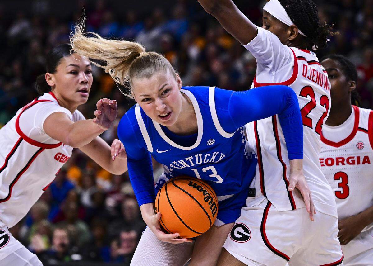 Kentucky All-American Clara Strack (13) plans to return for her senior season. 