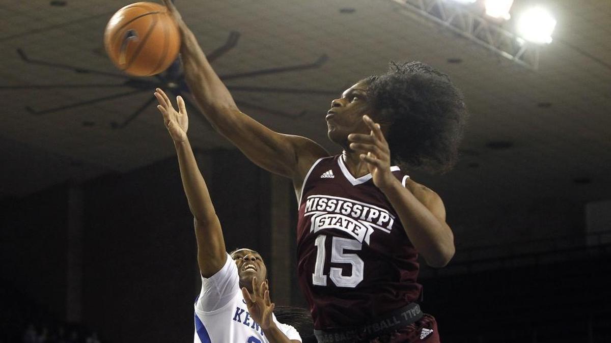 Mississippi State’s Teaira McCowan blocked a shot Sunday by Kentucky’s Taylor Murray in Memorial Coliseum.