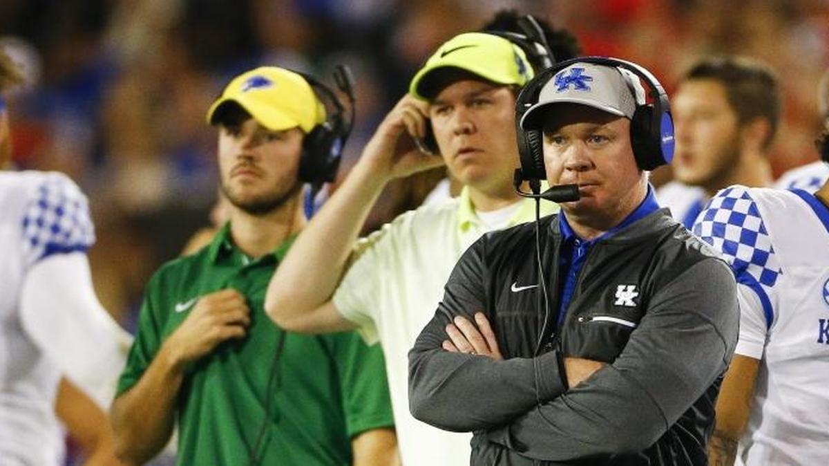 Kentucky head coach Mark Stoops said he’s still working to help E.J. Price, despite Price’s social media outburst on Thursday.