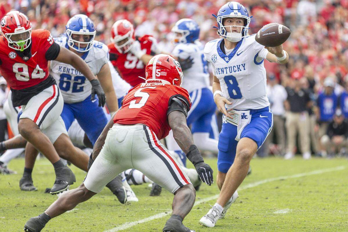Redshirt freshman Cutter Boley appears locked in as Kentucky’s starting quarterback even as Zach Calzada returns from a shoulder injury.