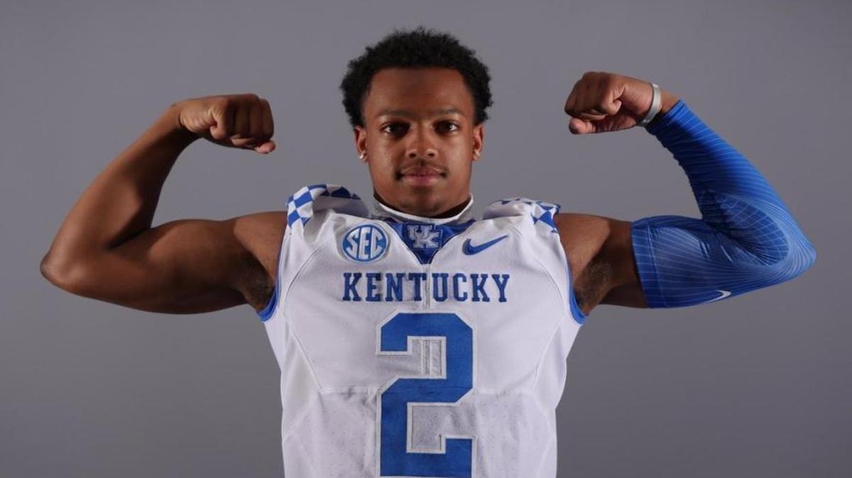 Jarren Williams posted a photo of himself from a recent visit to UK. Rivals.com ranks him as the No. 12 dual-threat quarterback in the class of 2018.
