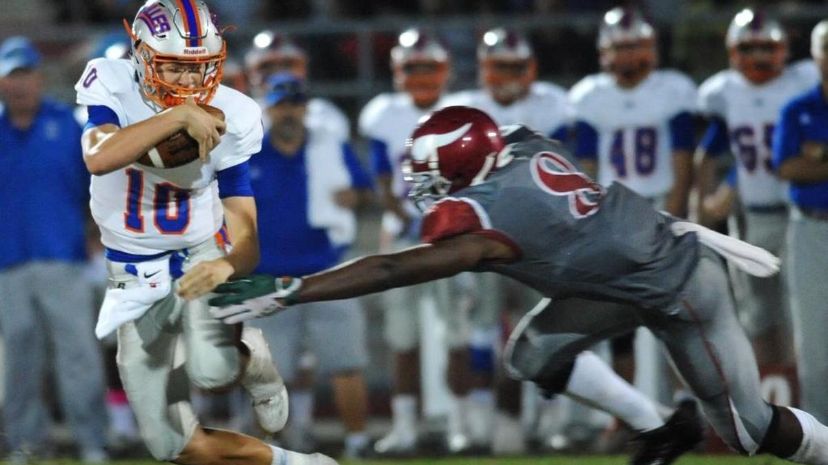 Bolles School (Fla.) quarterback Mac Jones committed to UK last July, becoming the Wildcats first pledge for the recruiting class of 2017.