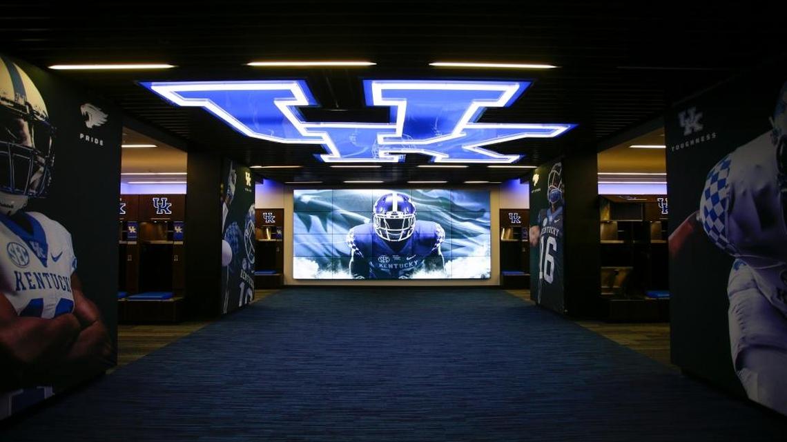 Kentucky now has 24 football commitments for the class of 2017.