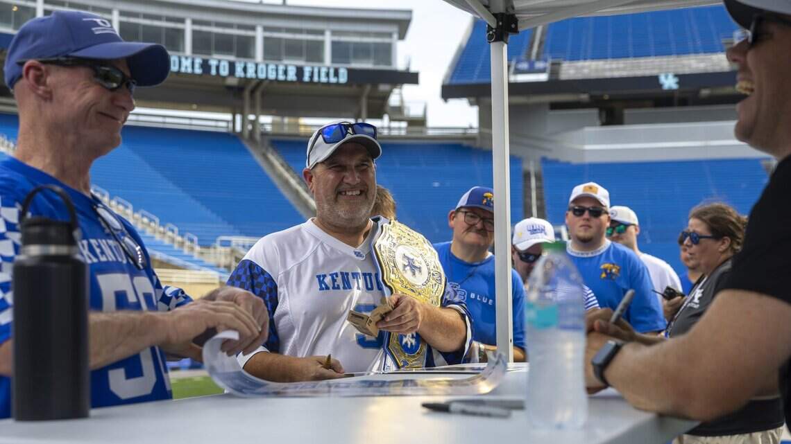 Kentucky opens season at Kroger Field Saturday. What to know about parking, more