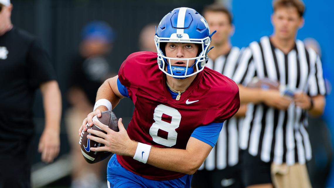 UK redshirt freshman quarterback Cutter Boley has received praise from coach Mark Stoops and offensive coordinator Bush Hamdan for his performance in the final preseason scrimmage.