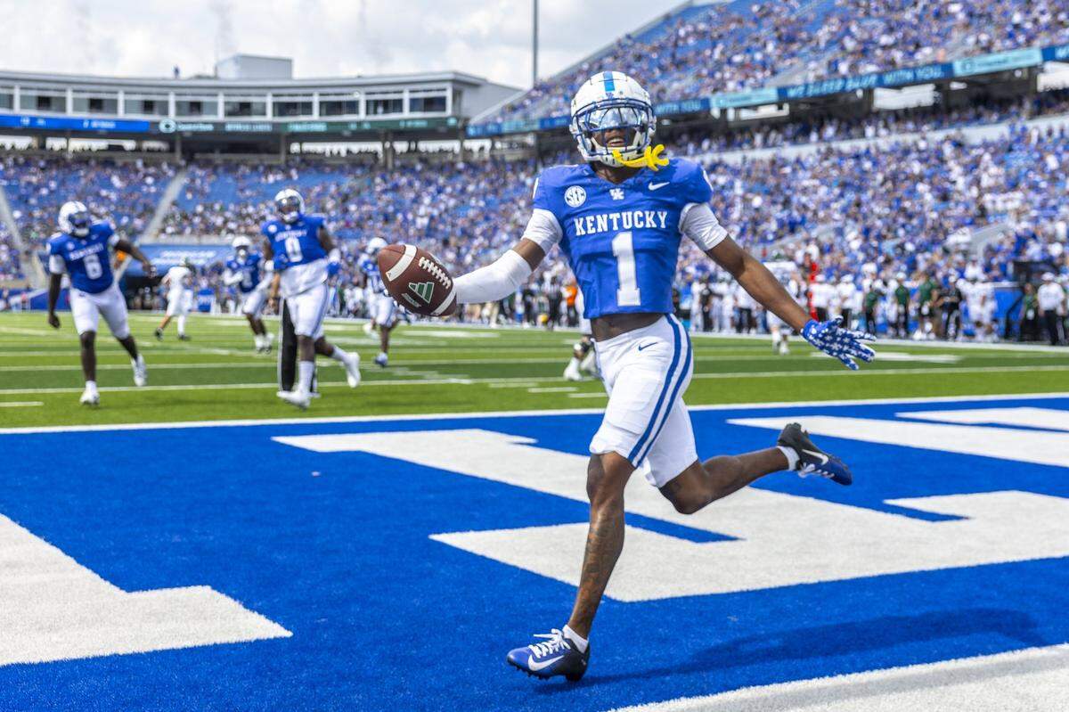 Kentucky Wildcats defensive back Maxwell Hairston scored three touchdowns on interception returns in his career.