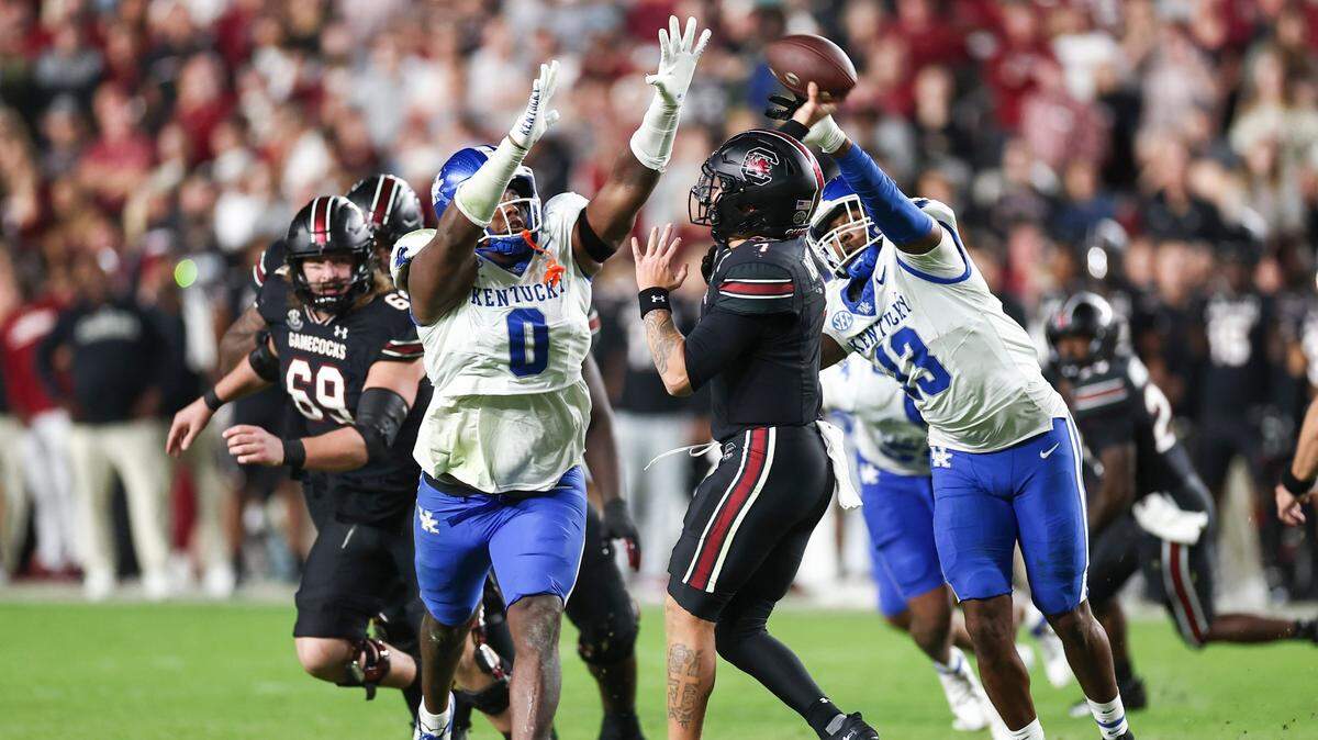 One game trending in latest UK bowl projections, but weekend games could change picture