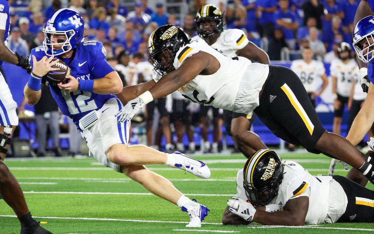 Kentucky quarterback Brock Vandagriff totaled 35 rushing yards on five carries in the lightning-shortened season opening win over Southern Miss.