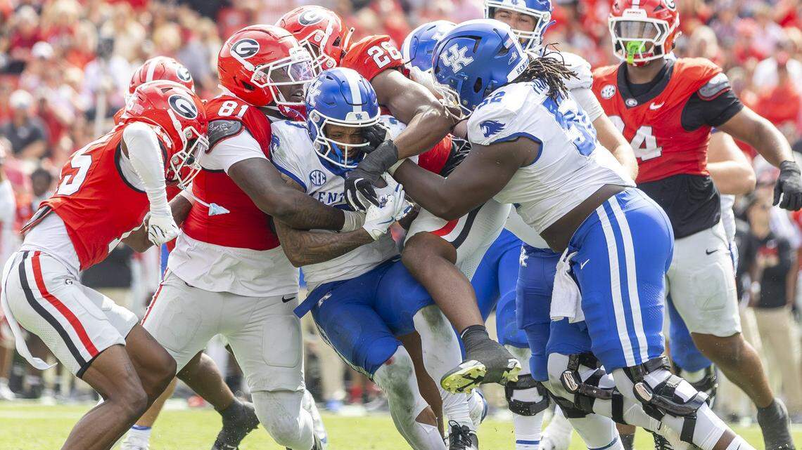 Kentucky football gets good news on injured starters ahead of Texas game