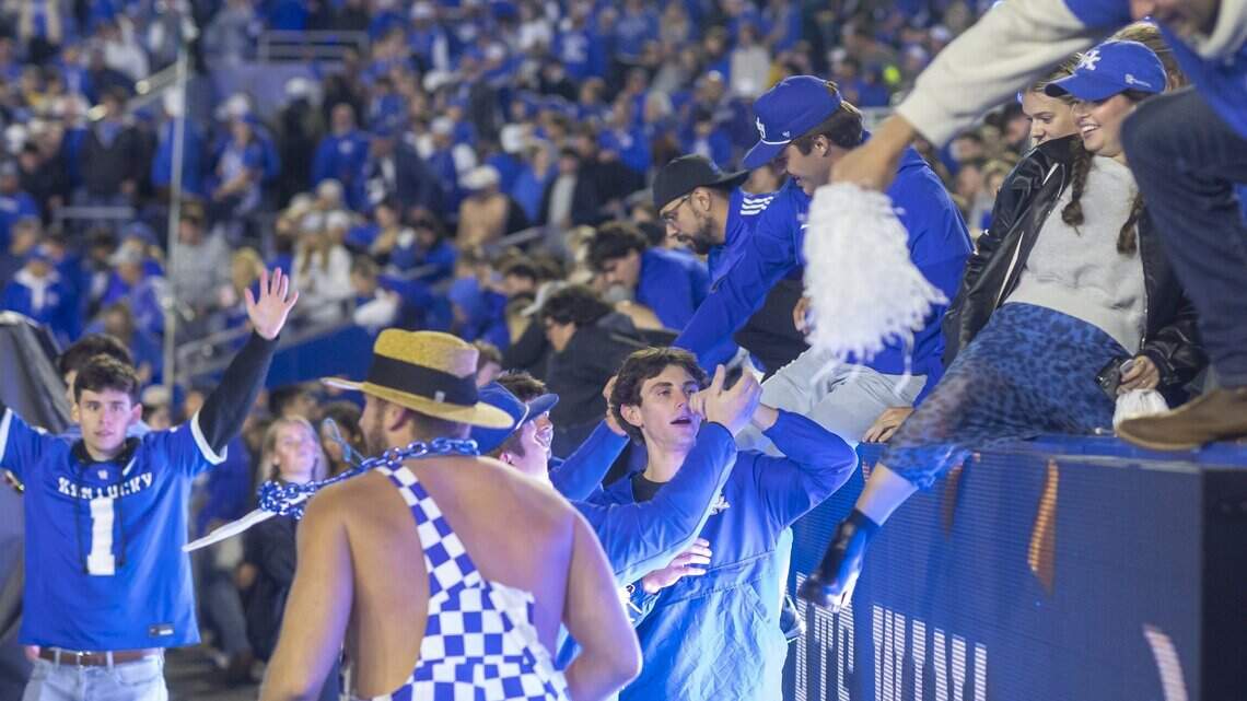 Kentucky must pay LSU $500,000 fine after storming the field in overtime win