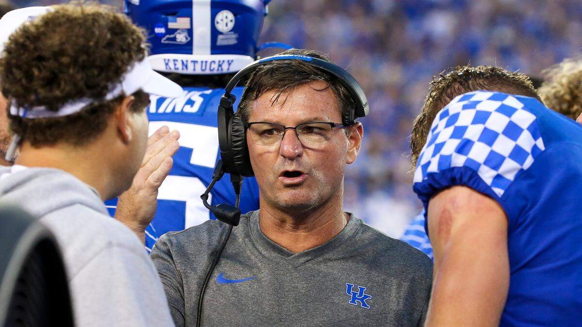 Former San Francisco 49ers quarterbacks coach Rich Scangarello was hired to replace Liam Coen as Kentucky football’s offensive coordinator in February.