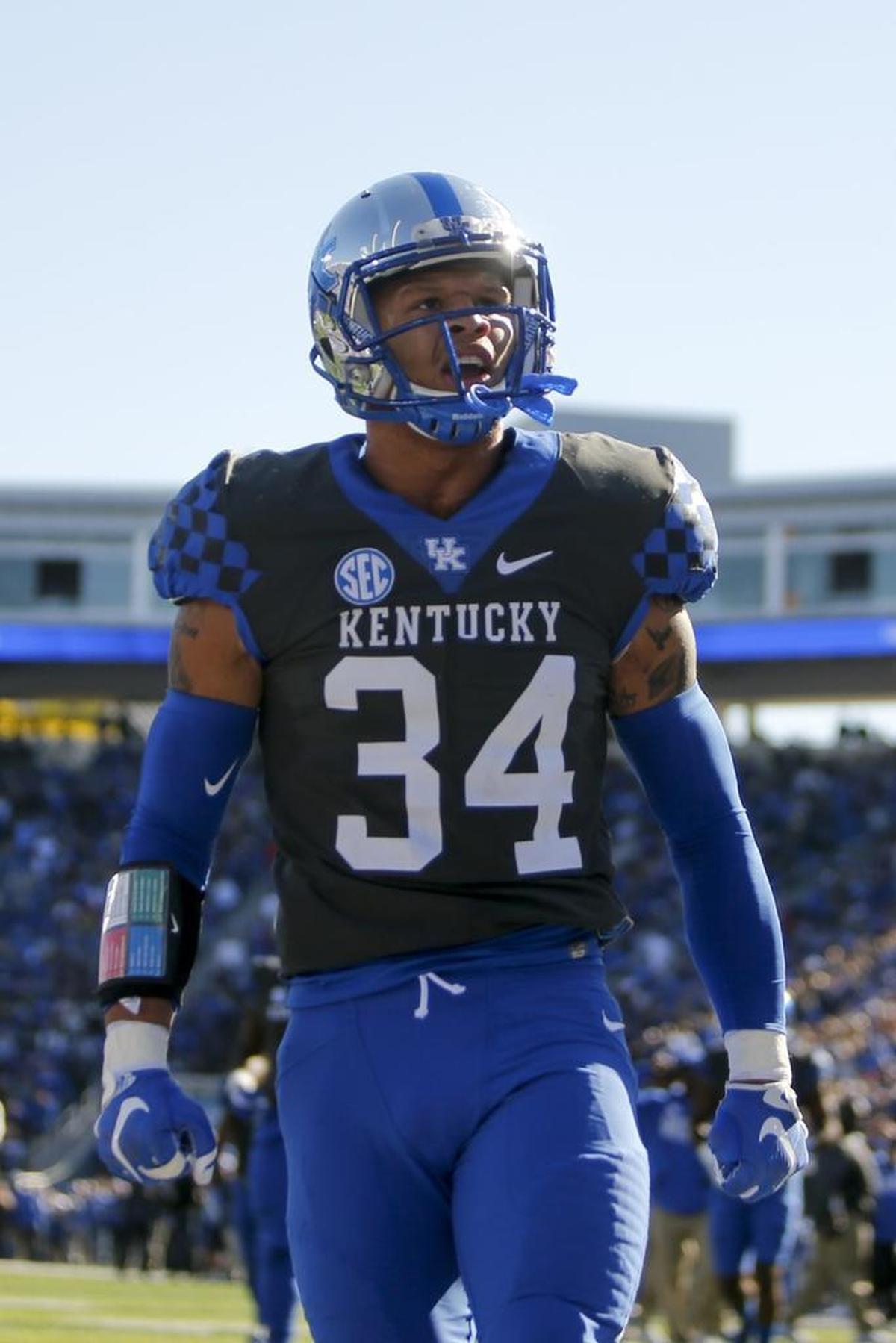 Jordan Jones led Kentucky in tackles as a sophomore in 2016.