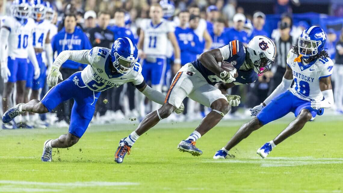 These UK football players have announced plans to transfer after coaching change