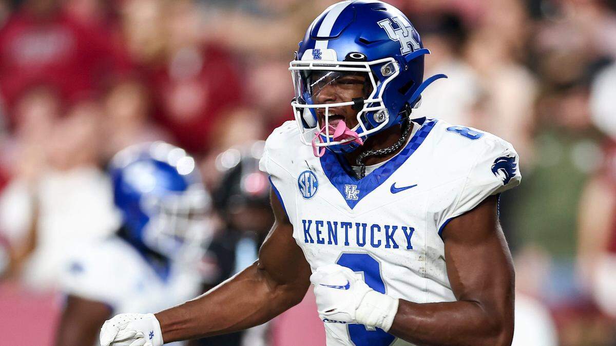 Kentucky football vs. Louisville betting guide: Spread, over/under and more prop bets