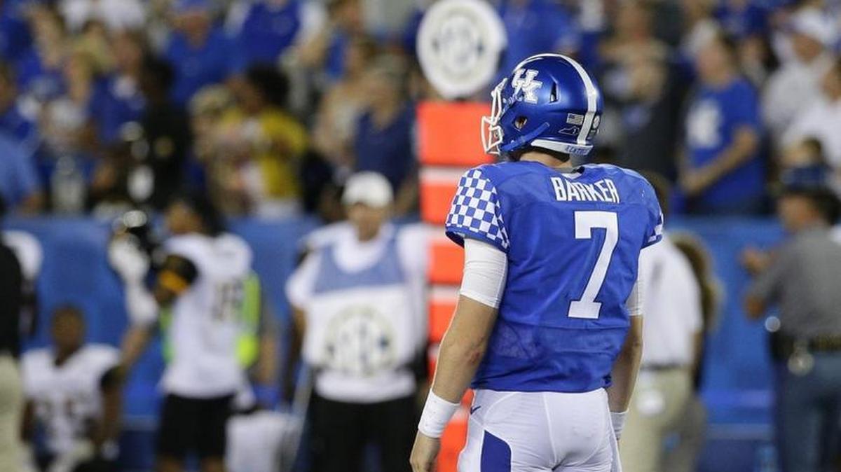 Drew Barker announced Tuesday that he is leaving Kentucky’s football program.