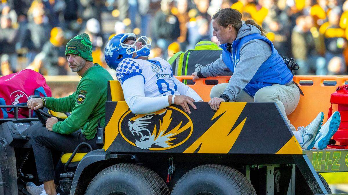 Kentucky punter Colin Goodfellow to miss rest of season after game-saving play at Missouri