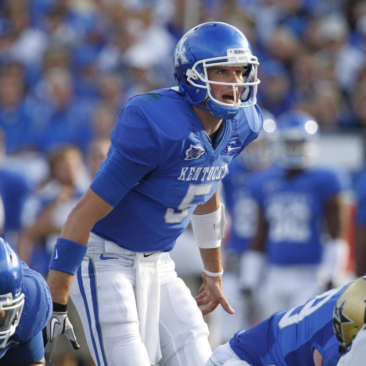 New Kentucky football quality control coach Mike Hartline is the last Wildcats quarterback to throw for at least 3,000 yards in a season.